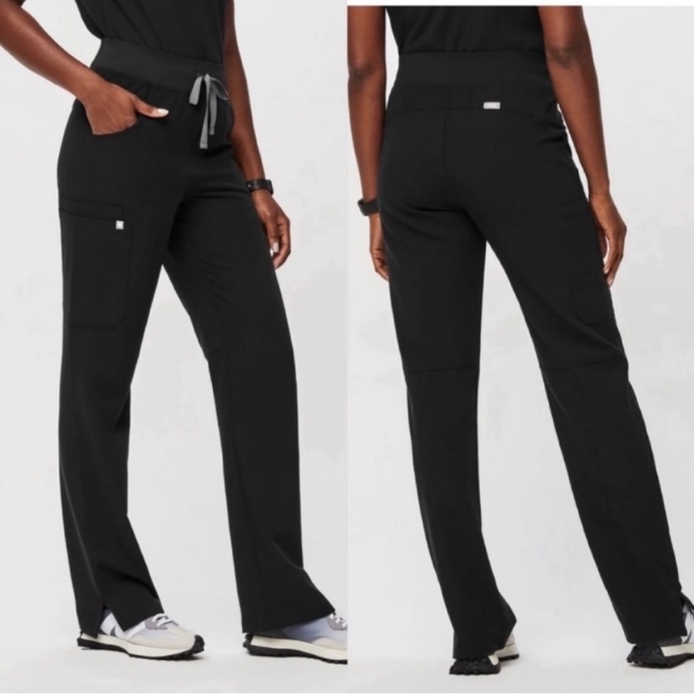 Figs Women's cargo scrubs Pants